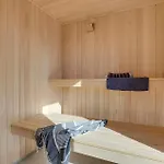 Amazing In With Sauna 펜션 Idestrup