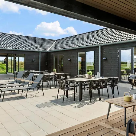 Ferienhaus Wunderschönes Haus In Mit Sauna *