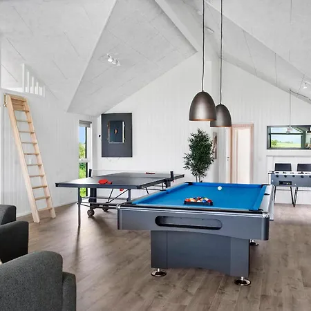 Ferienhaus Wunderschönes Haus In Mit Sauna *
